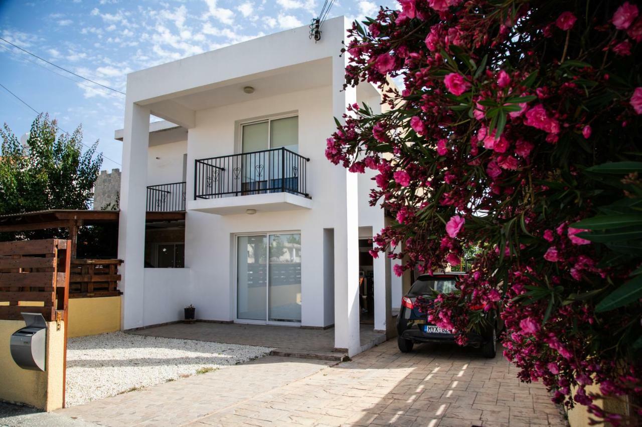 Villa Nikoleta House Emba Exterior foto