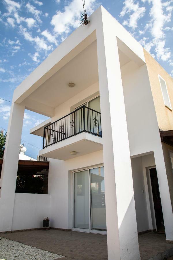 Villa Nikoleta House Emba Exterior foto